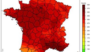 Cumuls de durée d’ensoleillement pour le mois de juillet 2019 en France métropolitaine. © Météo-France. Cumuls de durée d’ensoleillement pour le mois de juillet 2019 en France métropolitaine. © Météo-France.